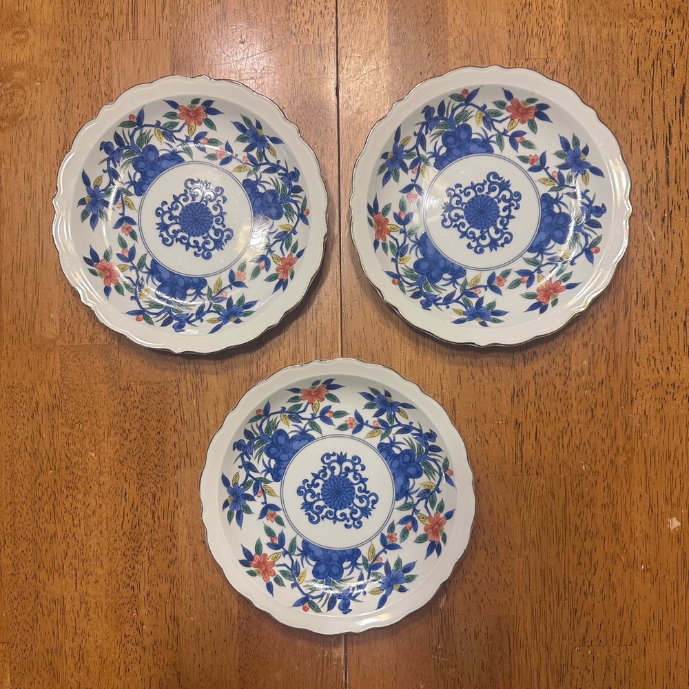 Floral Blue and White Dinnerware Set